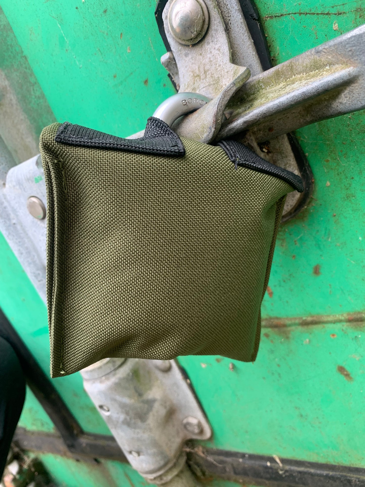 Insulated Padlock cover - Standard