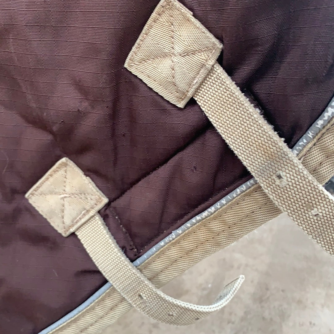 Medium Turnout Rug with Neck Mark Todd