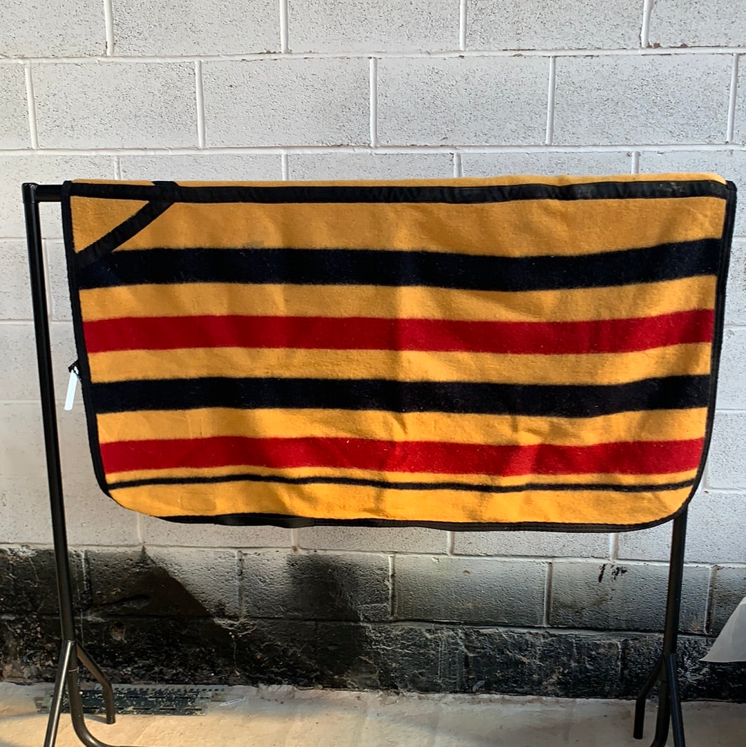 Newmarket Wool Exercise Blanket – Dapper Dobbins